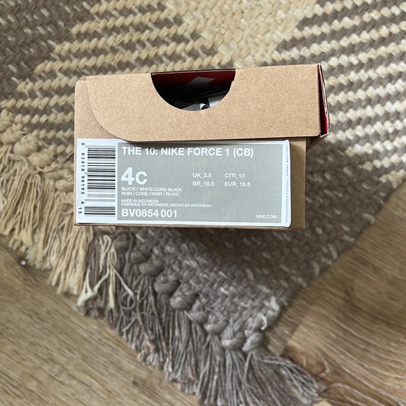 Nike Air Force 1 Low Off-White 4C - Picture 4 of 4